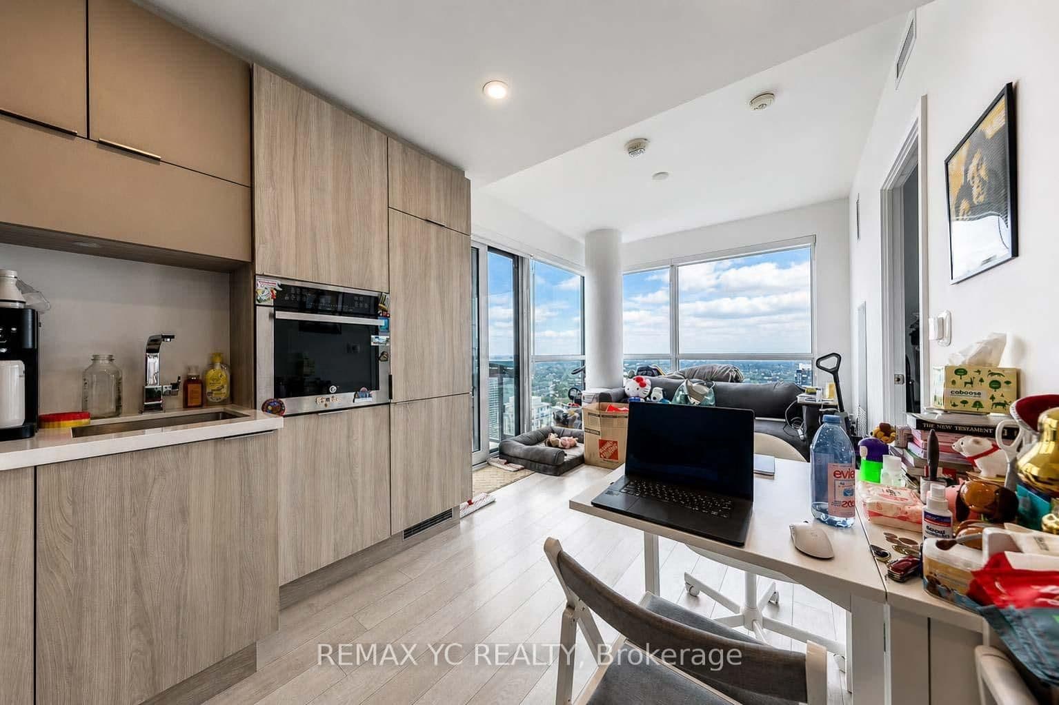 39 Roehampton Avenue, Unit 3708 thumbnail 7