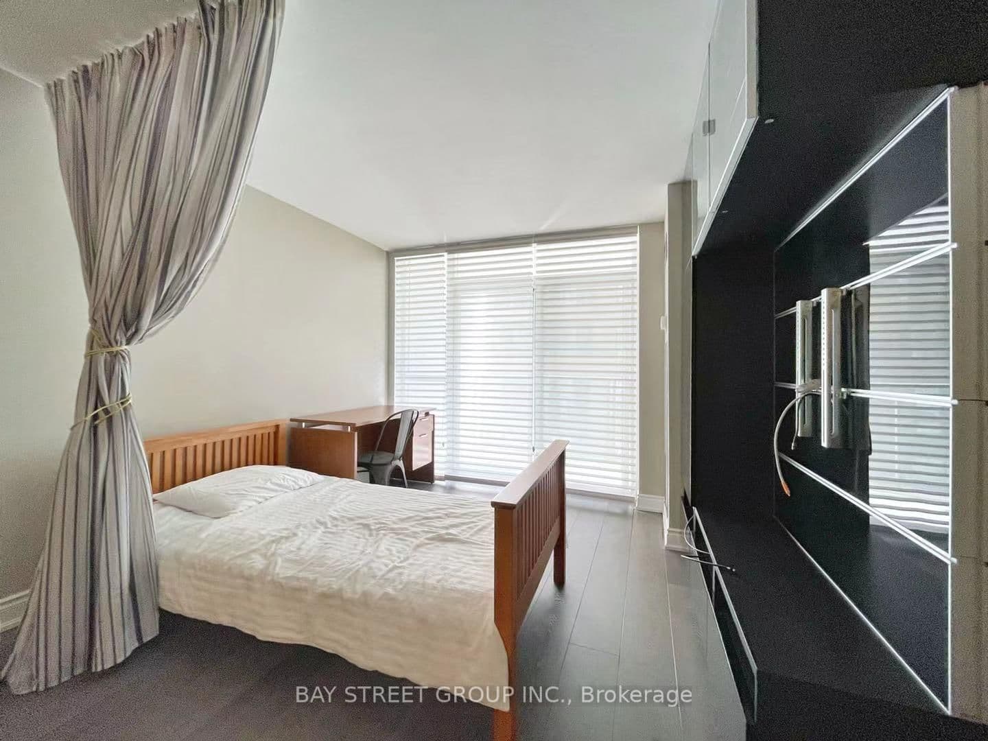 30 Hayden Street, Unit 405 thumbnail 11