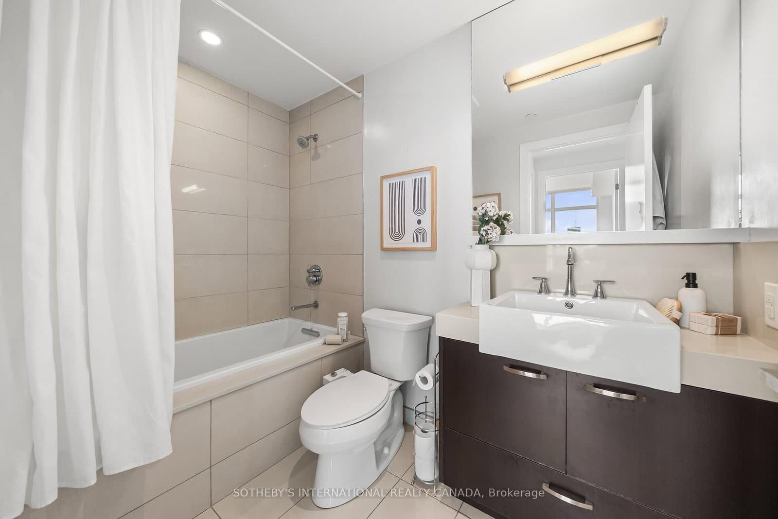 170 Avenue Road, Unit 1503 thumbnail 15