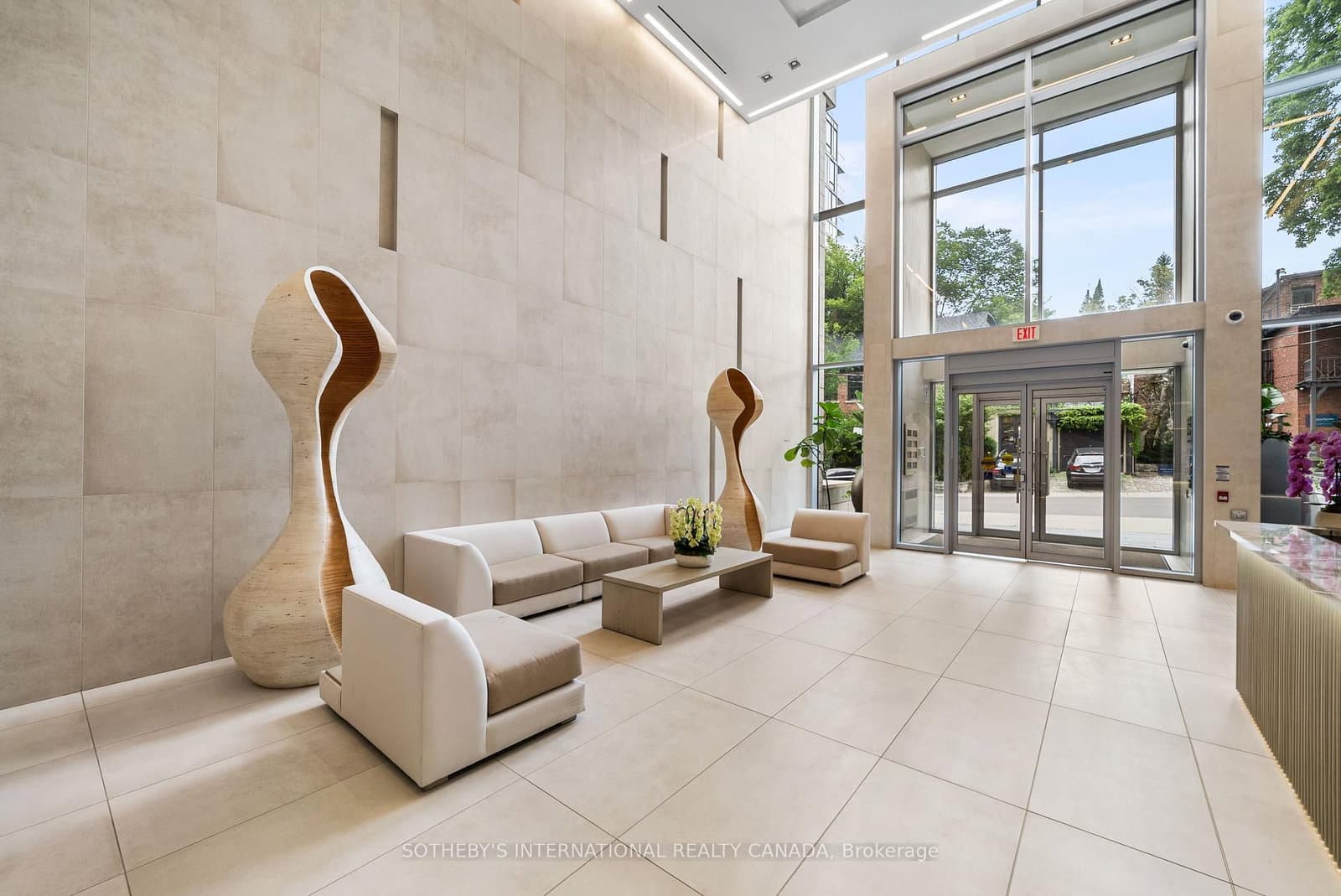 170 Avenue Road, Unit 1503 thumbnail 2