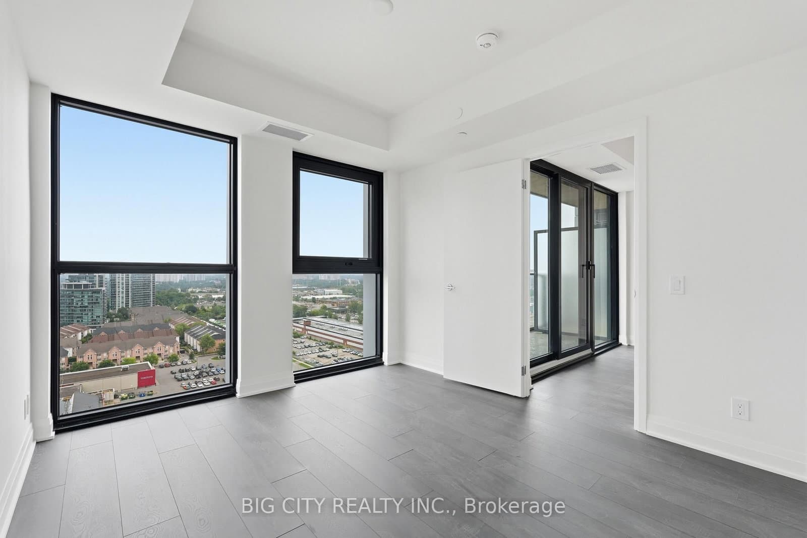 25 Frederick Todd Way, Unit 1708 thumbnail 16