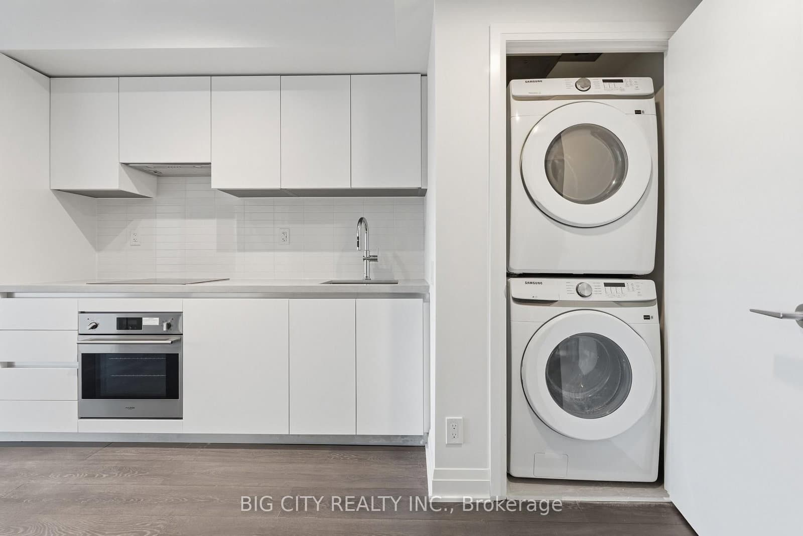 25 Frederick Todd Way, Unit 1708 thumbnail 19