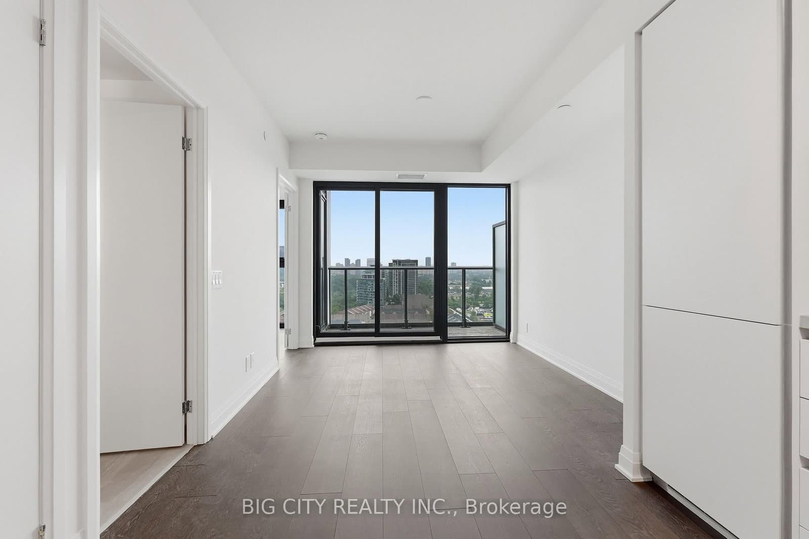 25 Frederick Todd Way, Unit 1708 thumbnail 9