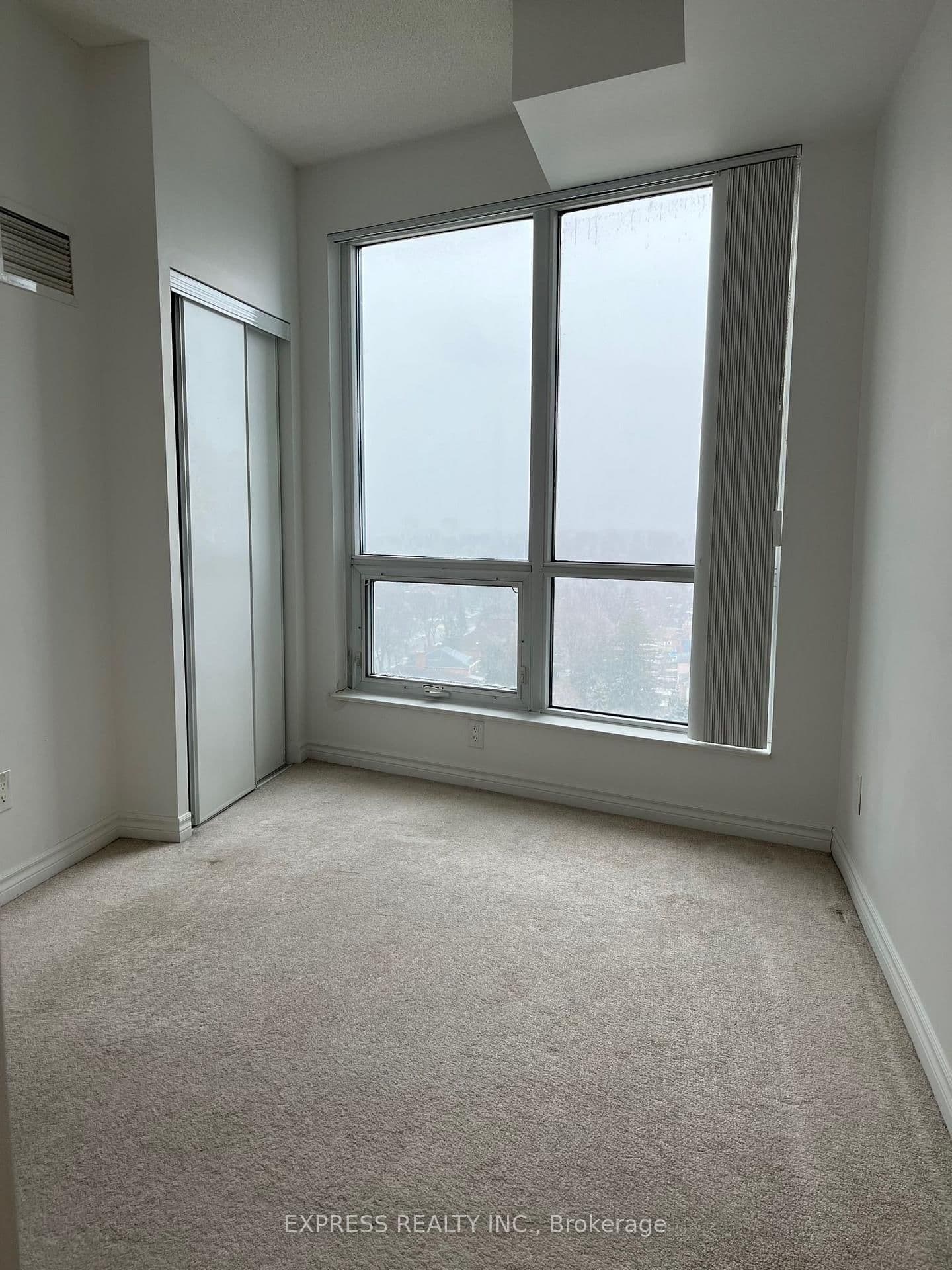 18 Holmes Avenue, Unit 1402 thumbnail 6