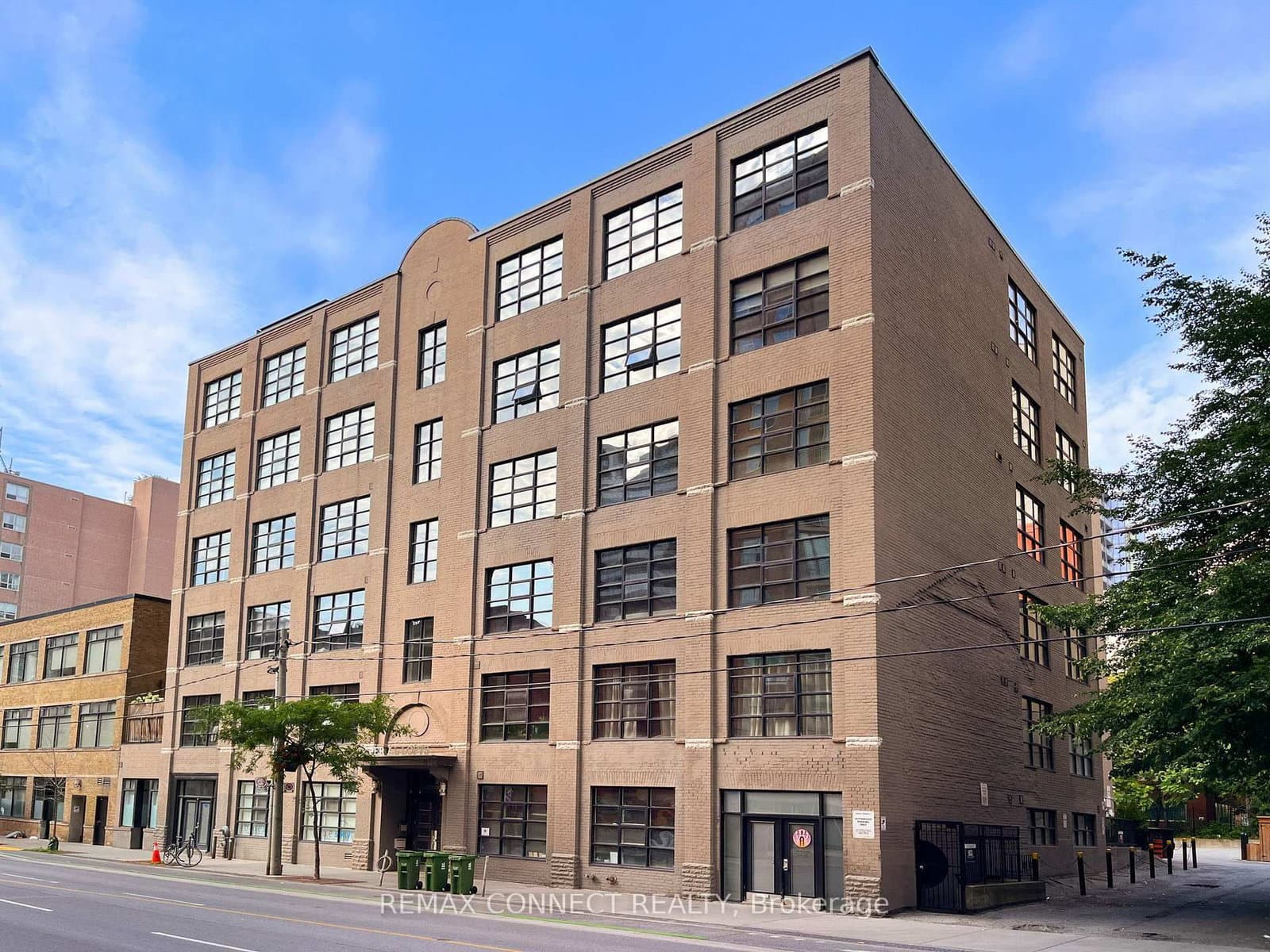 90 Sherbourne Street, Unit 301 thumbnail 35
