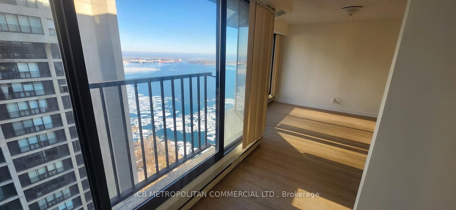 65 Harbour Square, Unit 3305 thumbnail 13