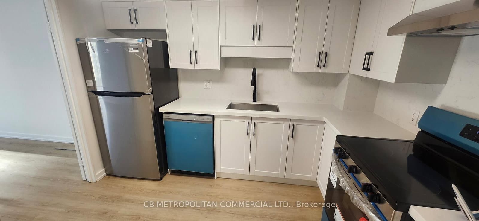 65 Harbour Square, Unit 3305 thumbnail 6