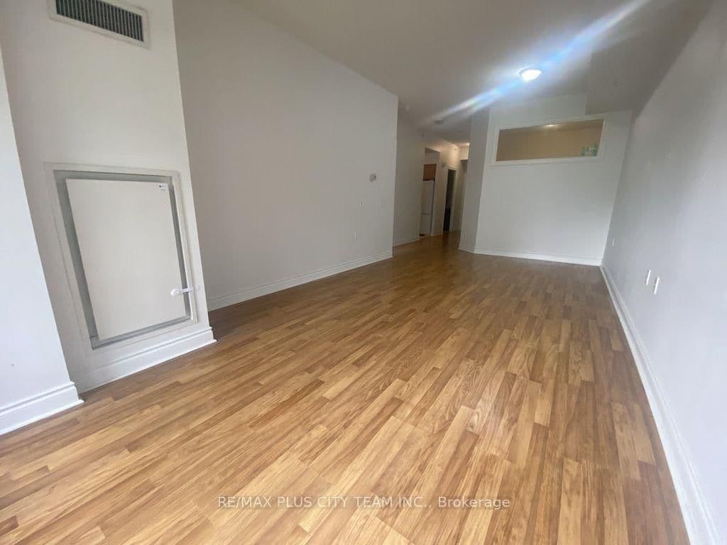 12 Rean Drive, Unit 210 thumbnail 5