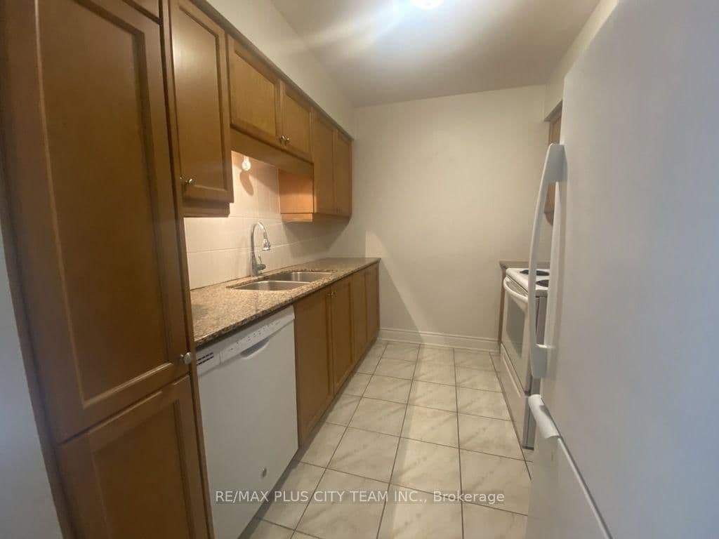 12 Rean Drive, Unit 210 thumbnail 6