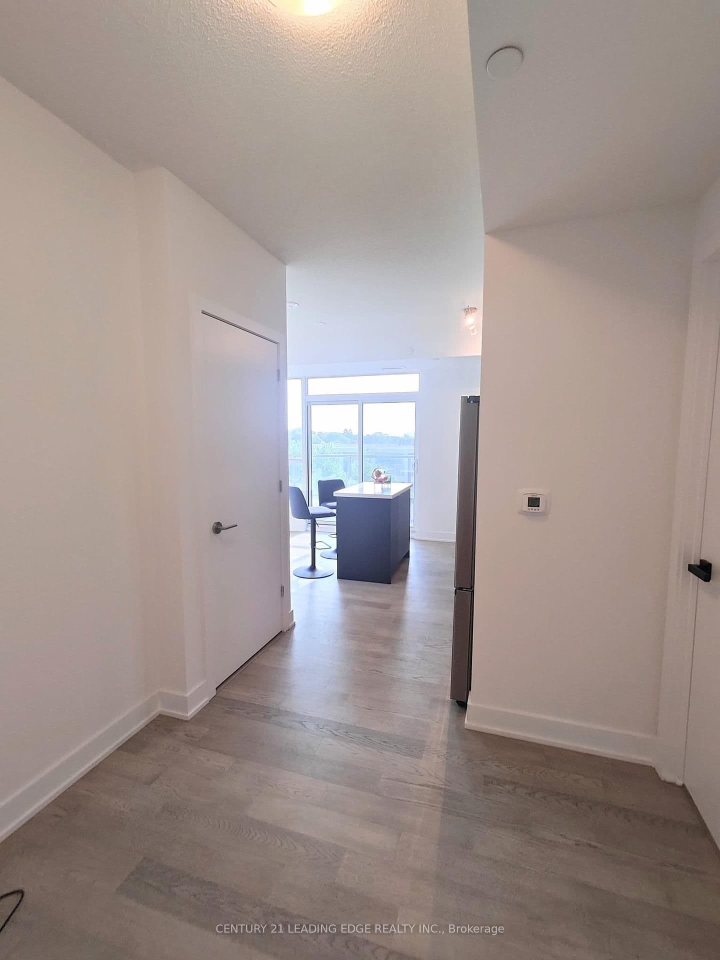 2 TEAGARDEN Court, Unit 305 thumbnail 7