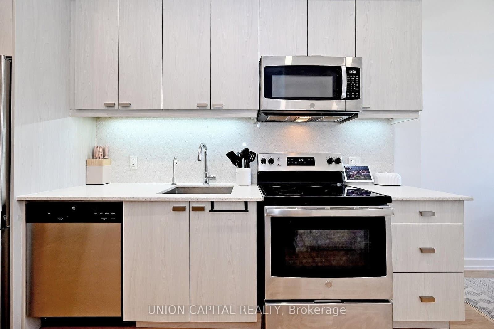 57 Finch Avenue W, Unit 39 thumbnail 11