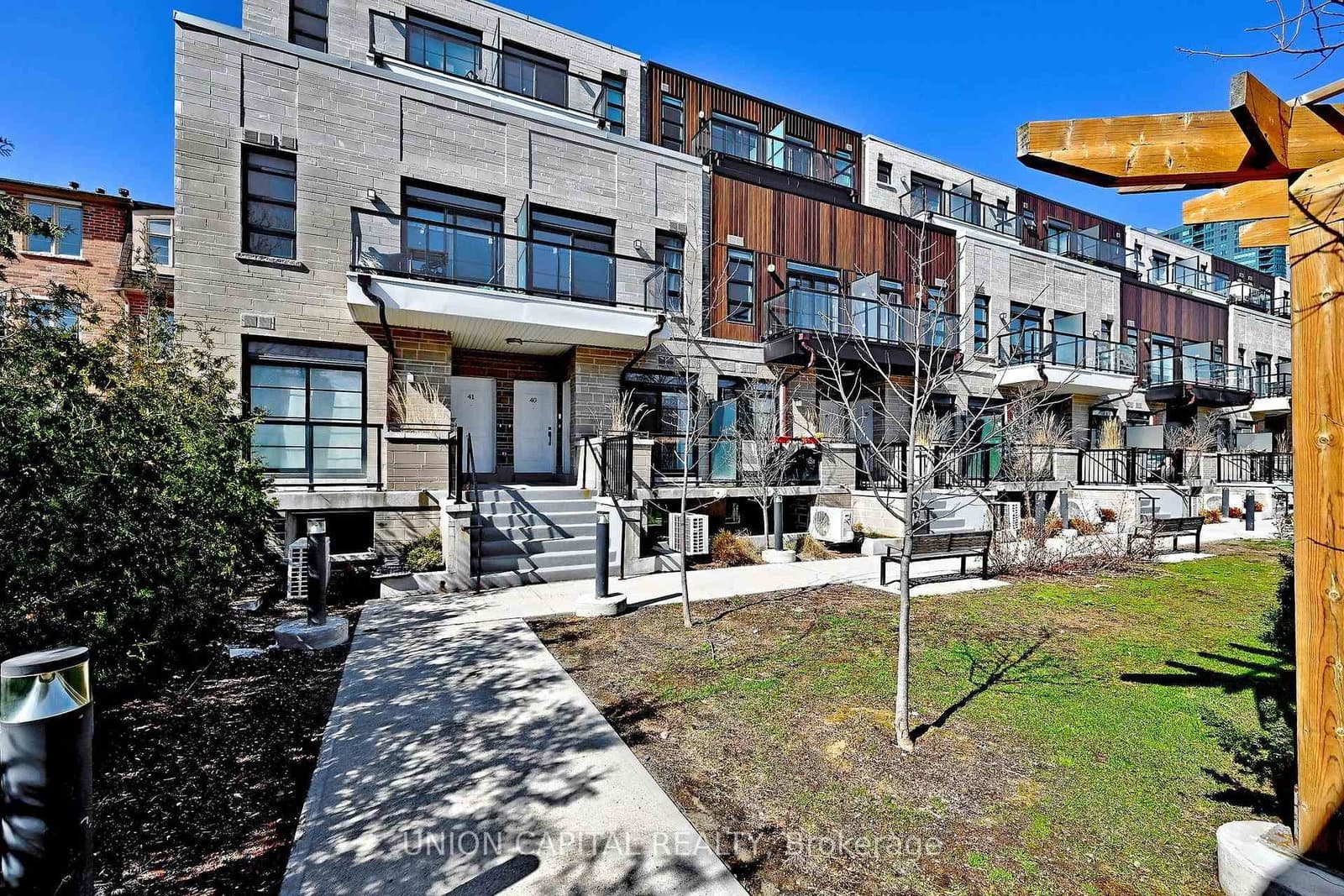 57 Finch Avenue W, Unit 39 thumbnail 37