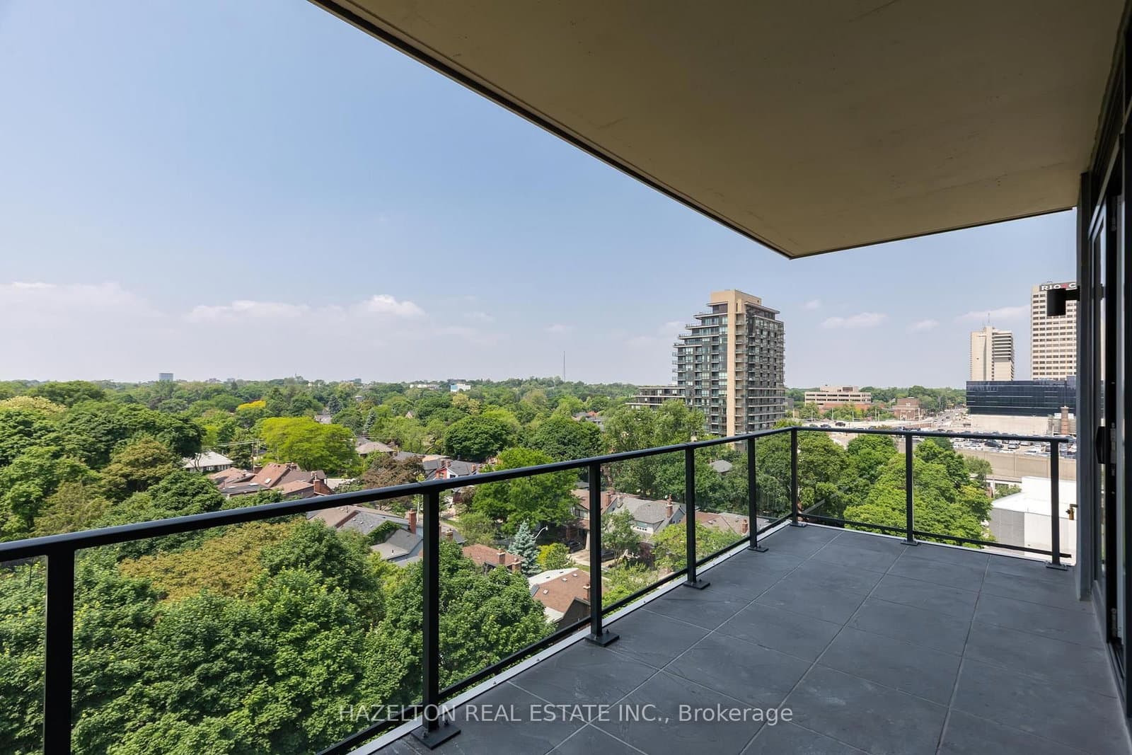 8 Manor Road W, Unit 904 thumbnail 26