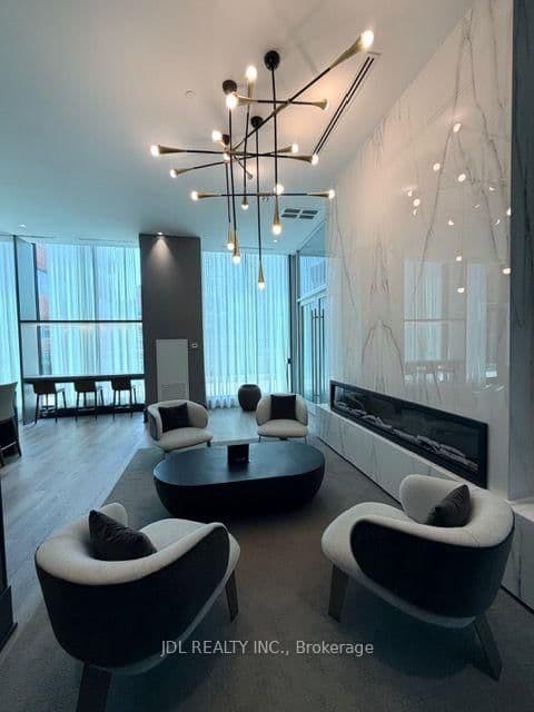 250 Lawrence Avenue W, Unit 705 thumbnail 11