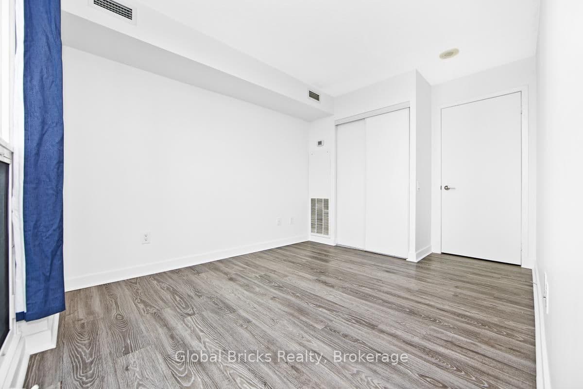 29 Singer Court, Unit 911 thumbnail 21