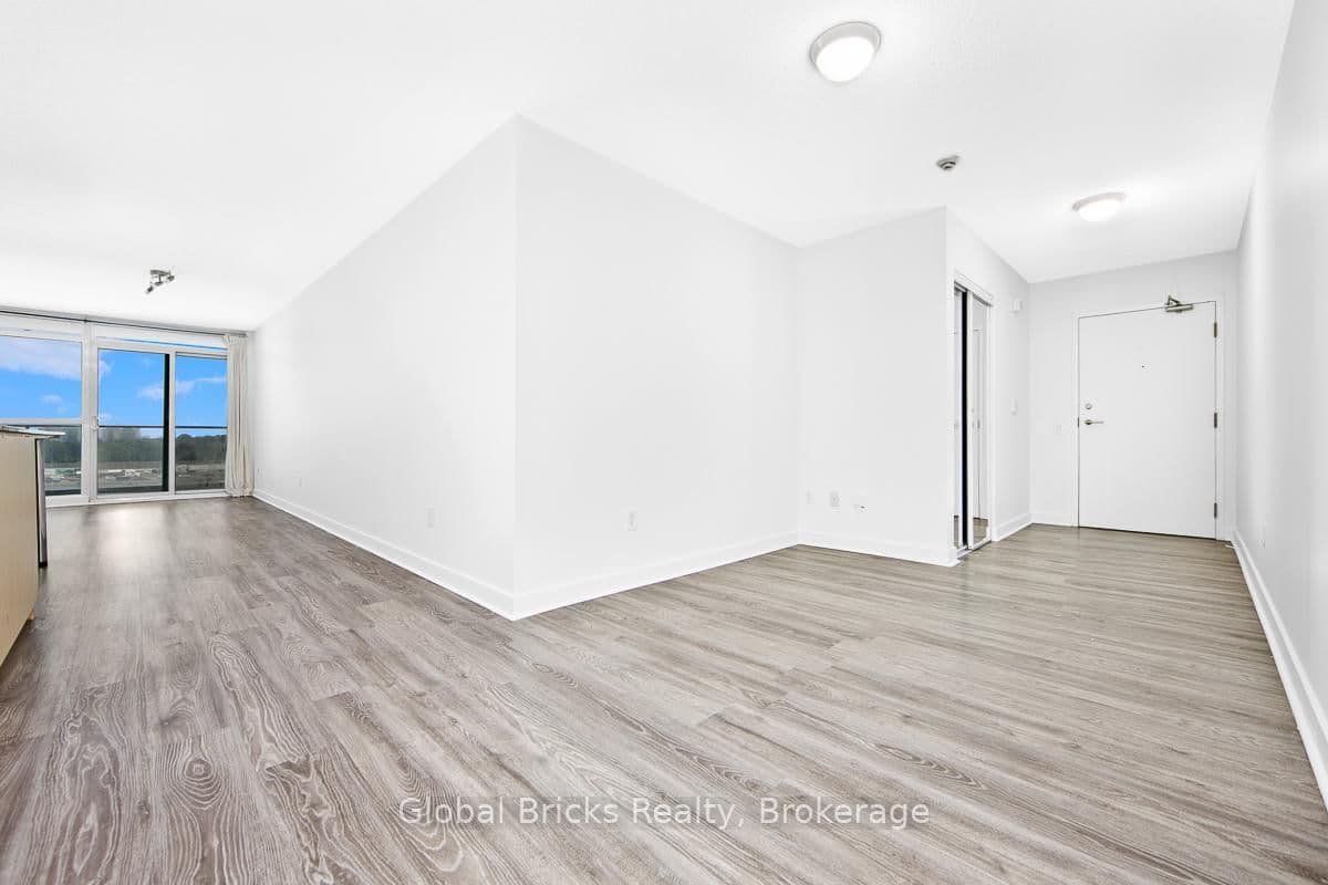 29 Singer Court, Unit 911 thumbnail 6