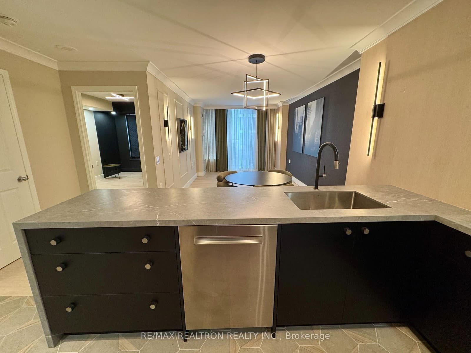 388 Bloor Street E, Unit 1107 thumbnail 14