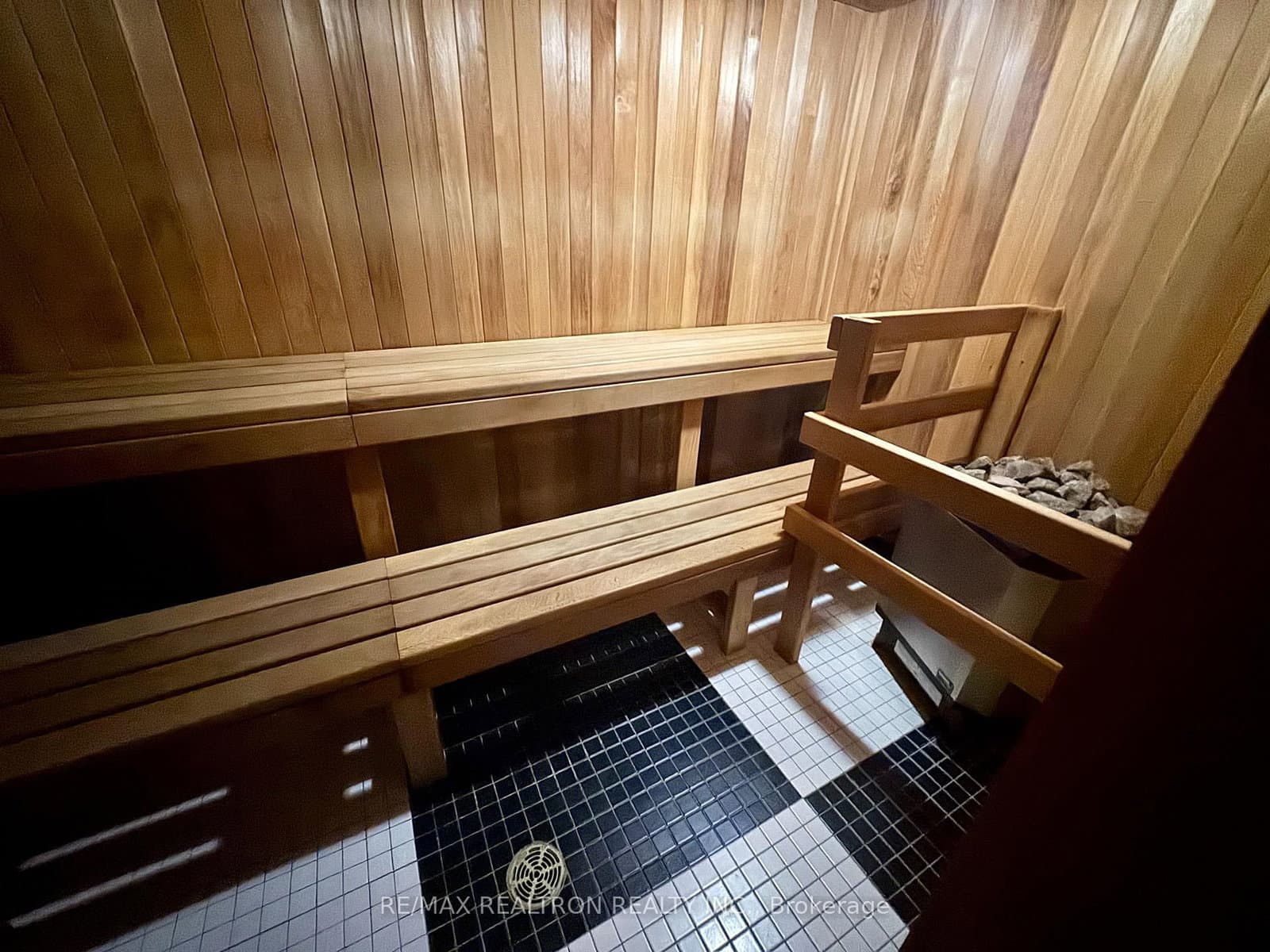388 Bloor Street E, Unit 1107 thumbnail 31