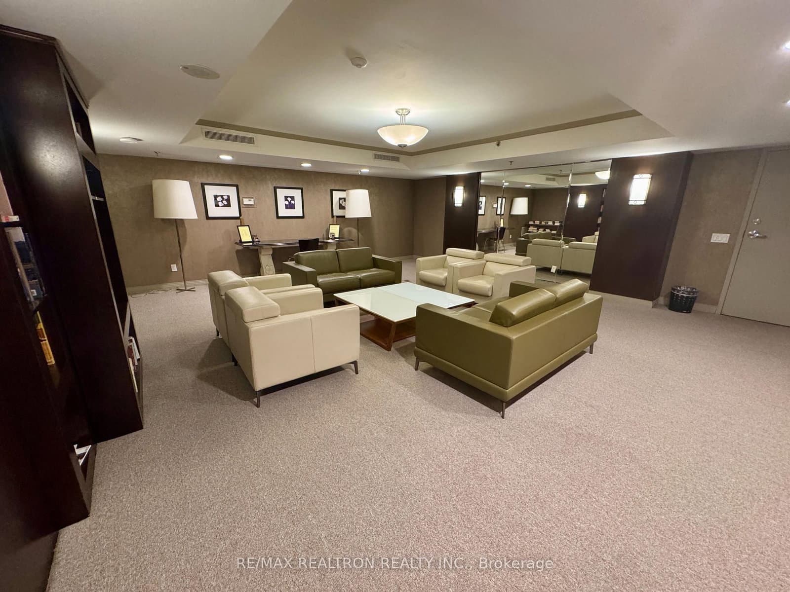 388 Bloor Street E, Unit 1107 thumbnail 32