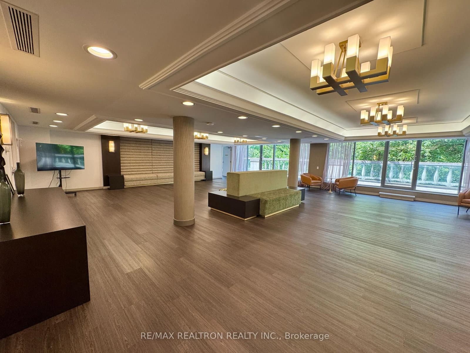 388 Bloor Street E, Unit 1107 thumbnail 34