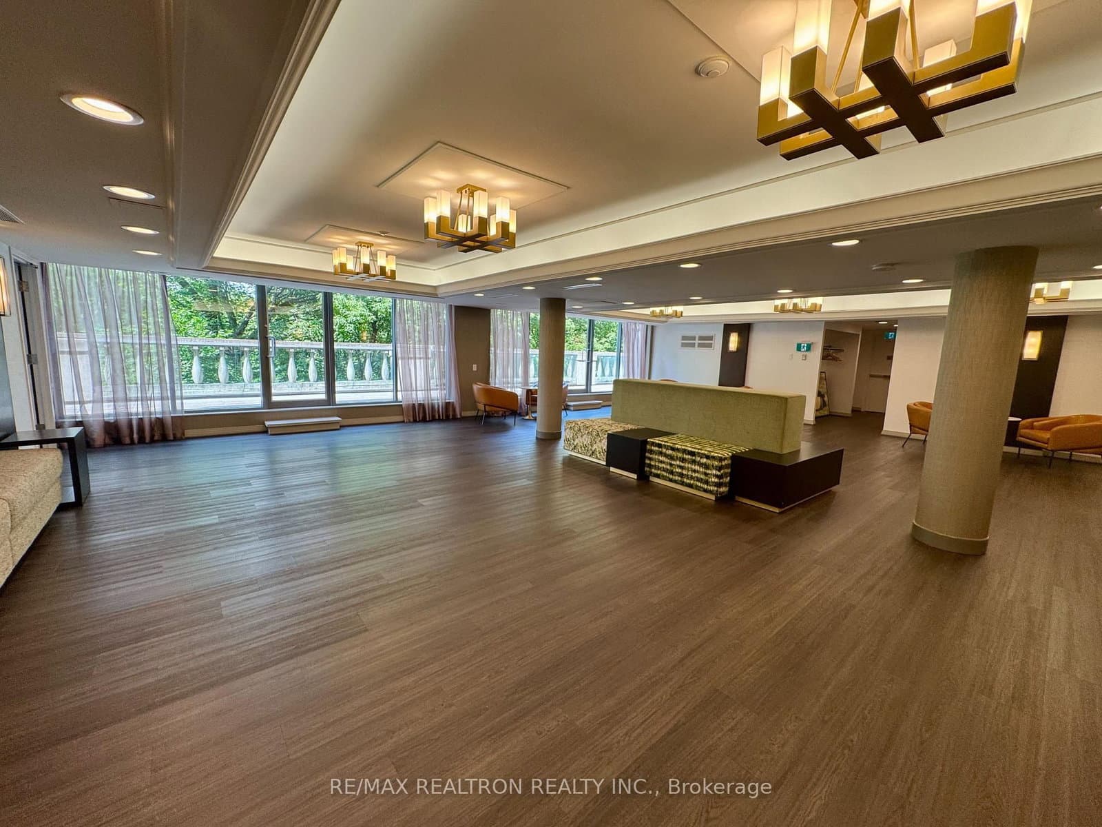 388 Bloor Street E, Unit 1107 thumbnail 35