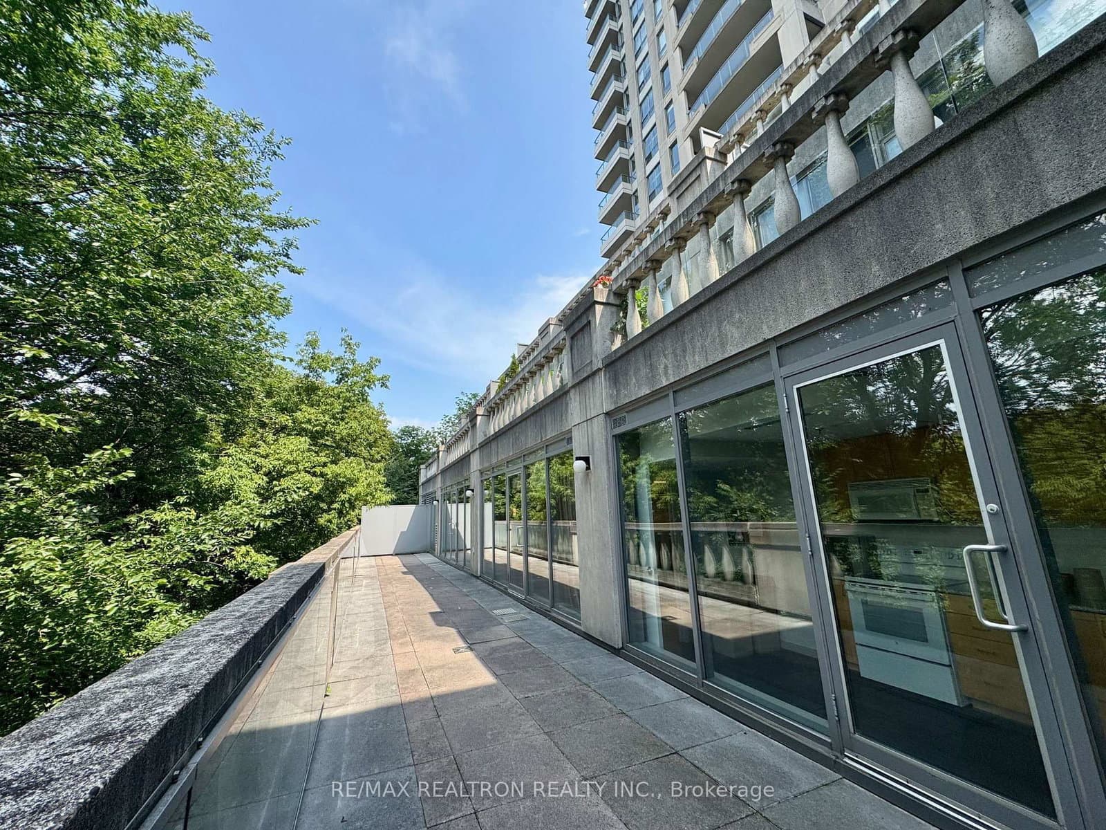 388 Bloor Street E, Unit 1107 thumbnail 38