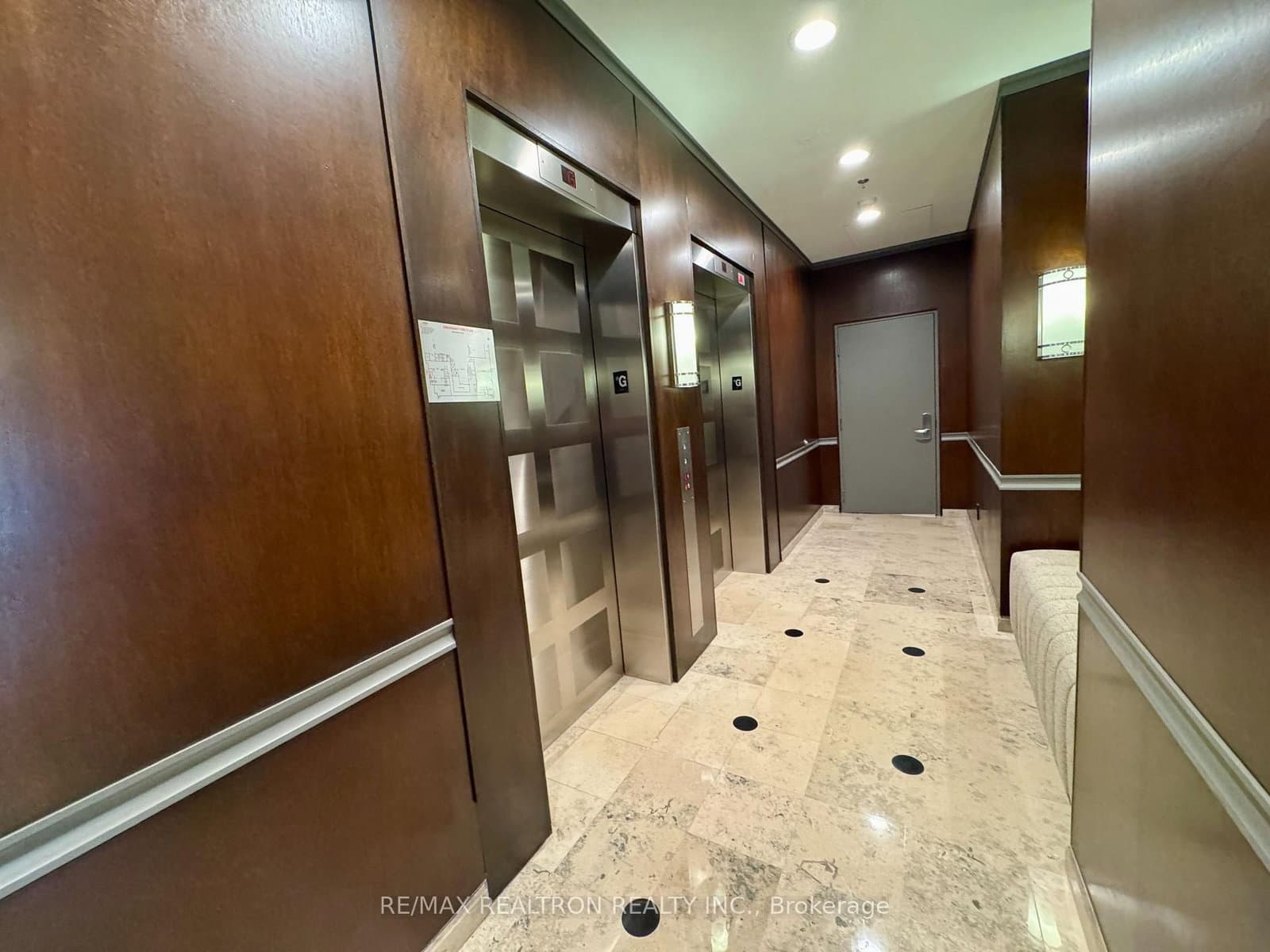 388 Bloor Street E, Unit 1107 thumbnail 4