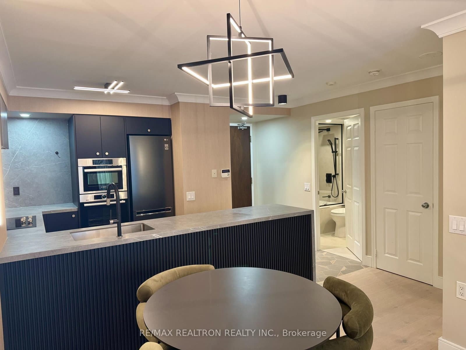 388 Bloor Street E, Unit 1107 thumbnail 8