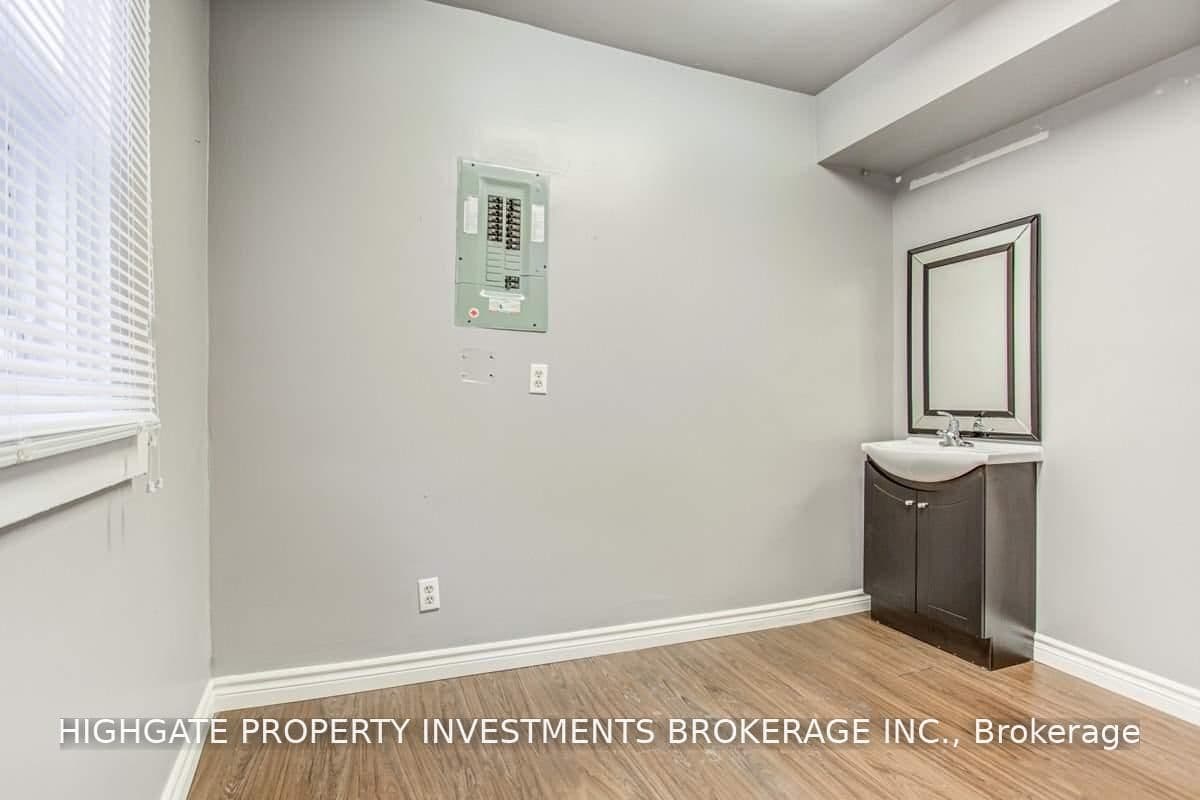 3189 Yonge Street, Unit C thumbnail 10