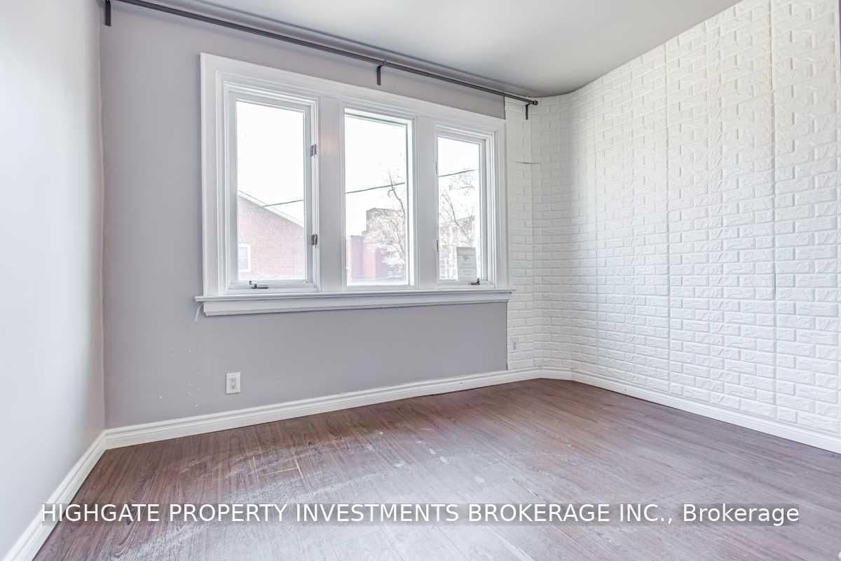 3189 Yonge Street, Unit C thumbnail 3