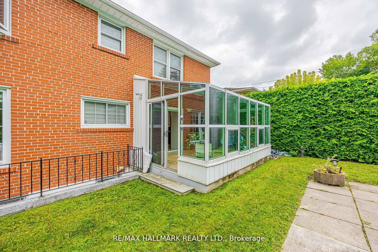 16 Paultiel Drive W thumbnail 30