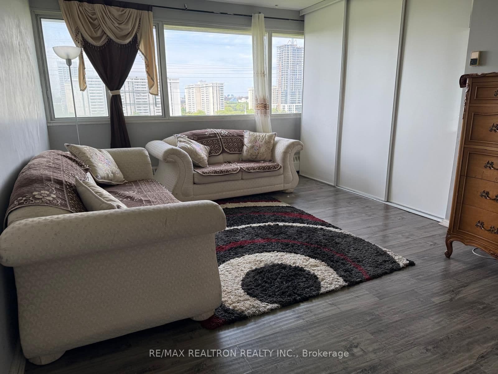 735 Don Mills Road, Unit 1001 thumbnail 4