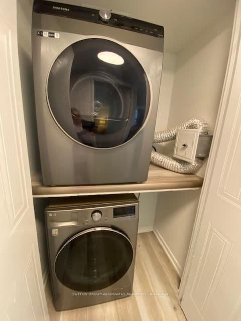 95 Prince Arthur Avenue, Unit 327 thumbnail 20