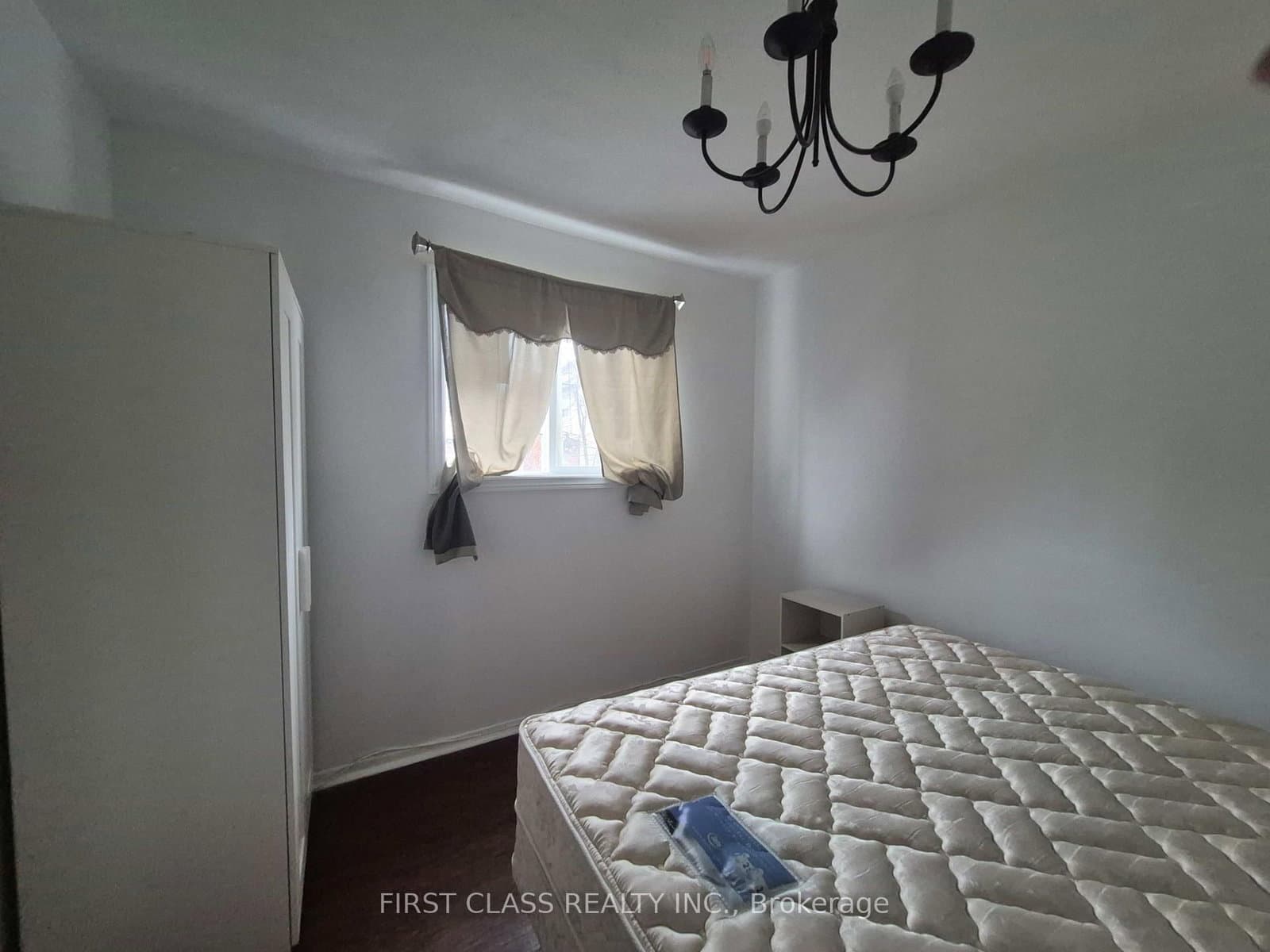 97 Bude Street, Unit 1st Floor thumbnail 4