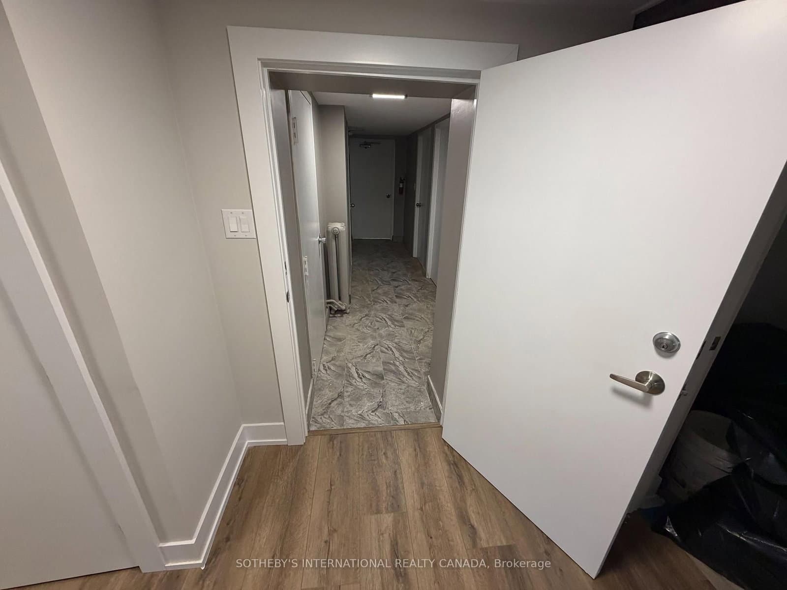 458A Oriole Parkway, Unit Lower thumbnail 17