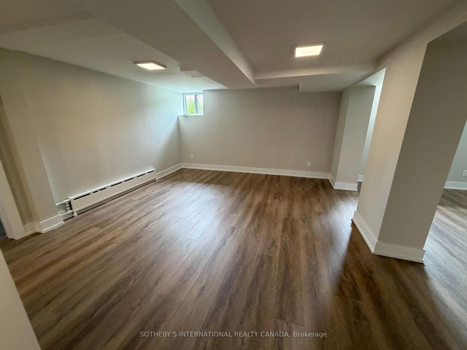 458A Oriole Parkway, Unit Lower thumbnail 5