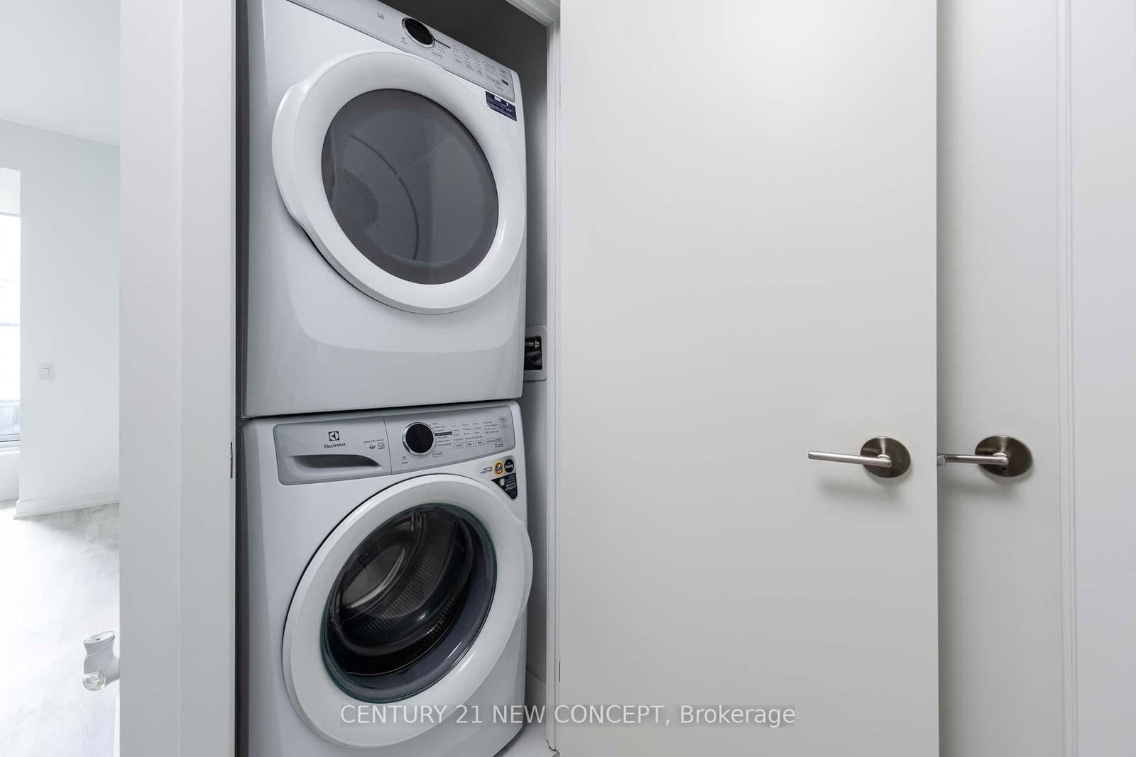 8 Olympic Garden Drive, Unit S417 thumbnail 12