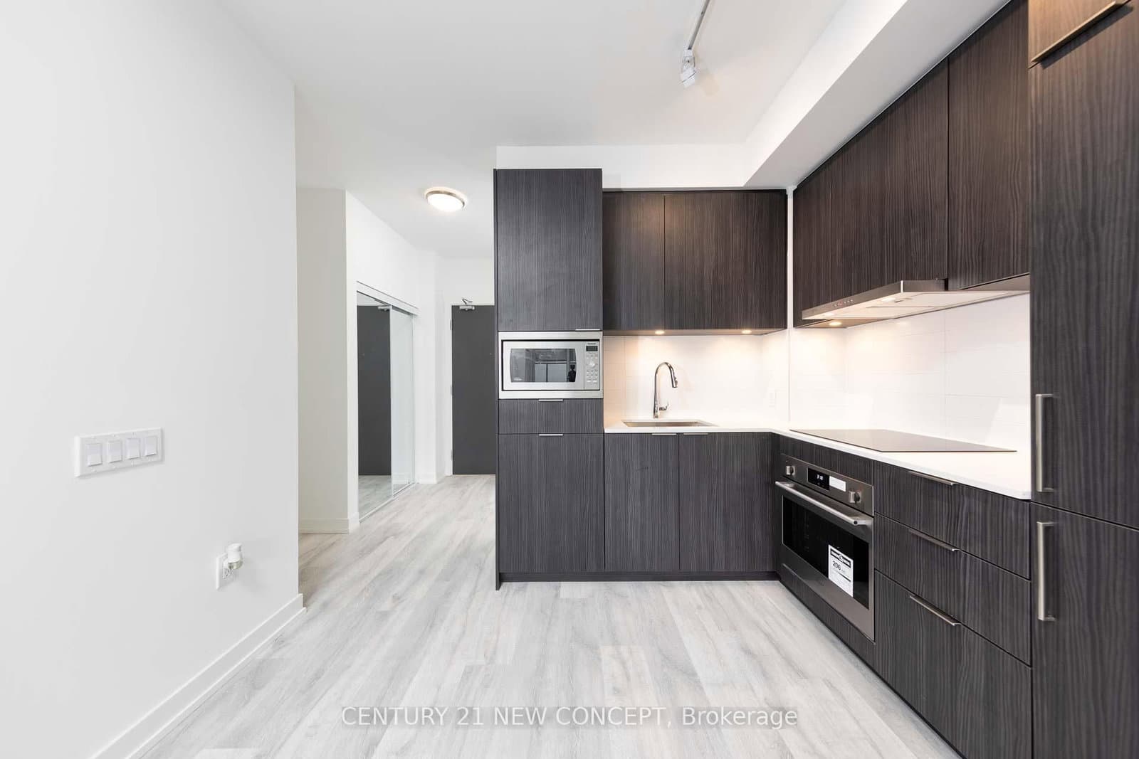 8 Olympic Garden Drive, Unit S417 thumbnail 5