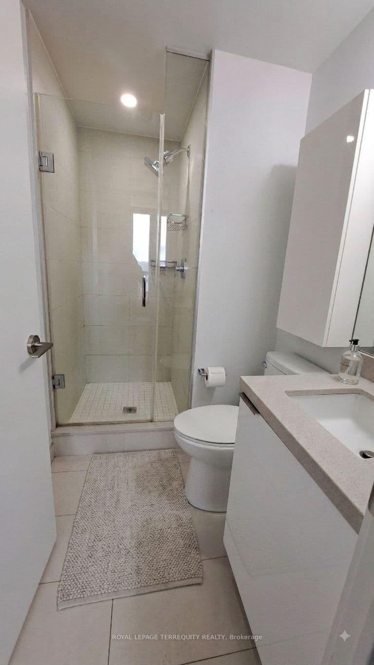 8 Eglinton Avenue E, Unit 505 thumbnail 9