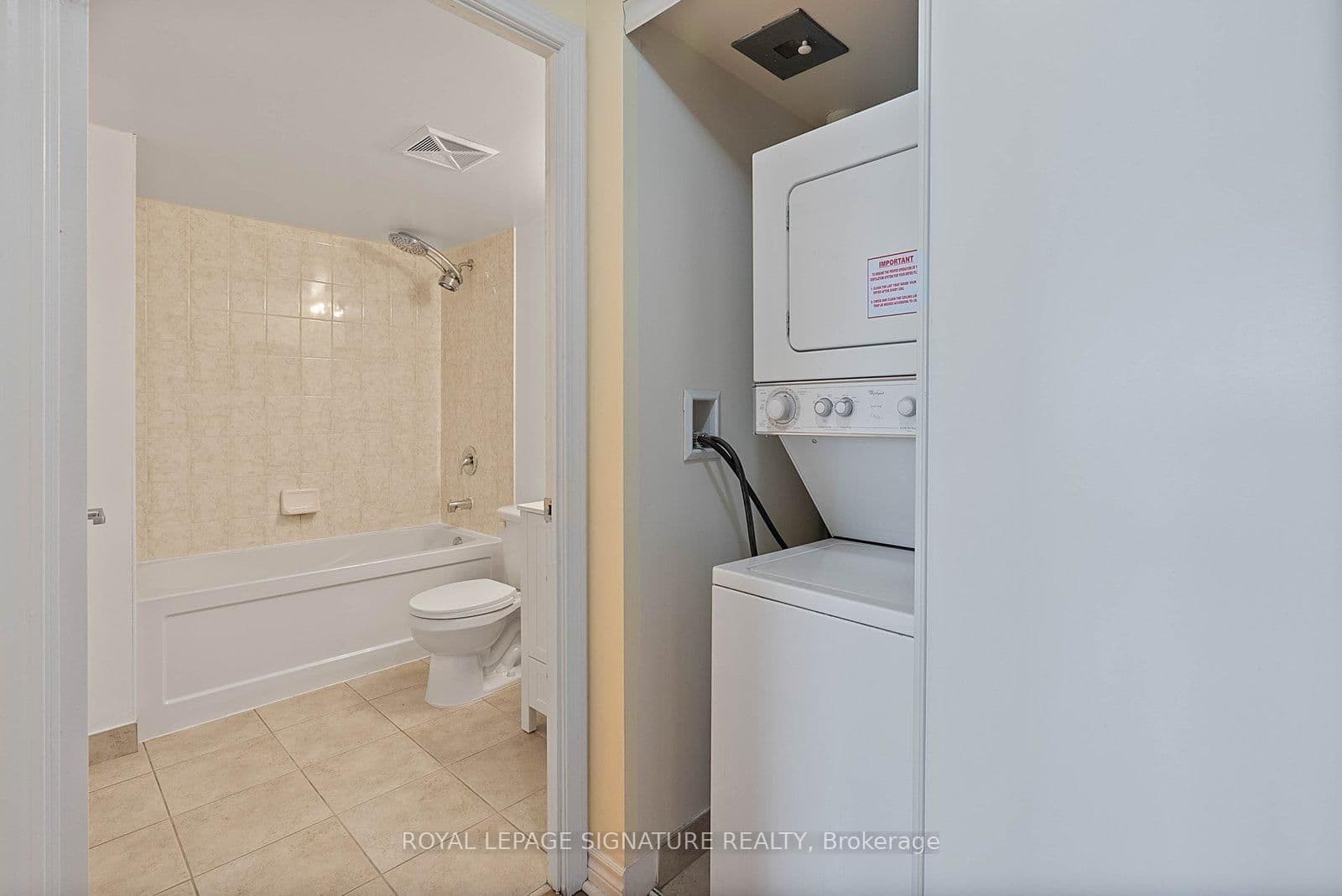 19 Grand Trunk Crescent, Unit 801 thumbnail 18