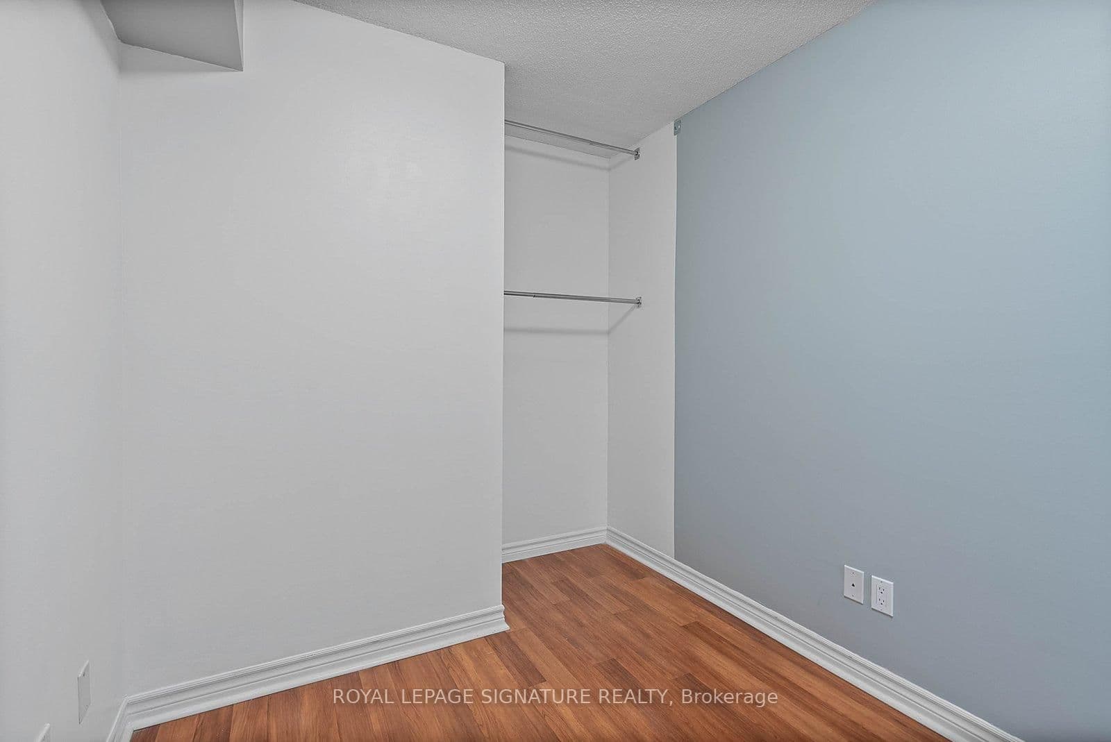 19 Grand Trunk Crescent, Unit 801 thumbnail 20
