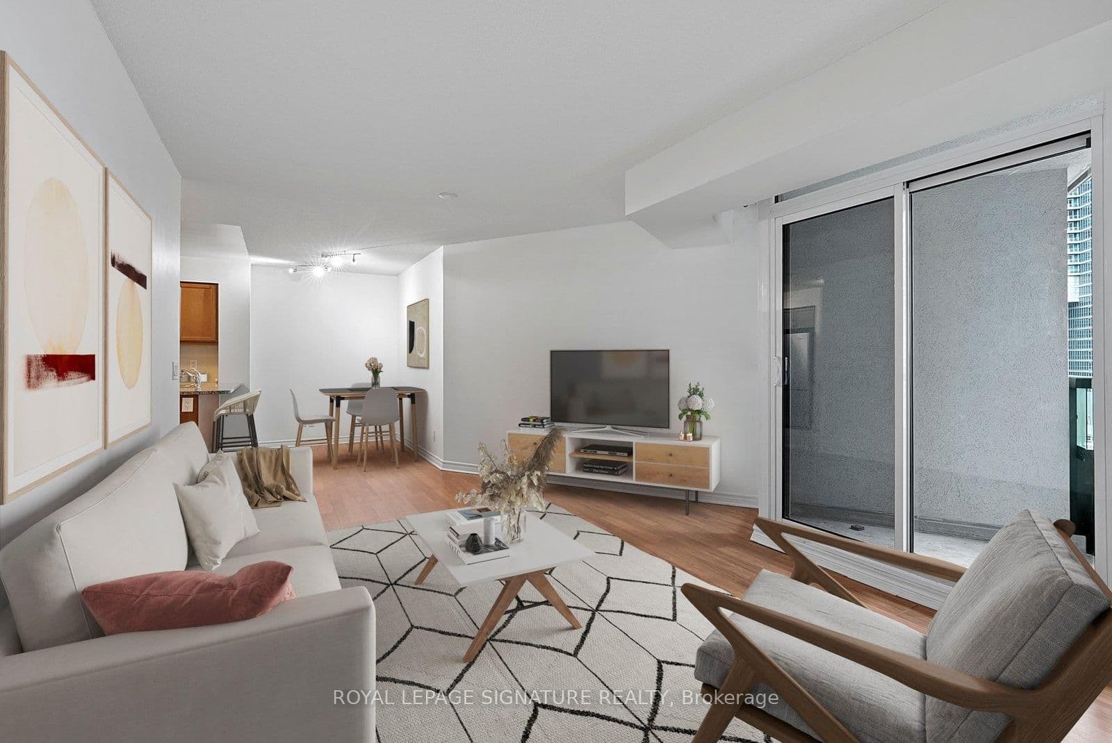 19 Grand Trunk Crescent, Unit 801 thumbnail 3