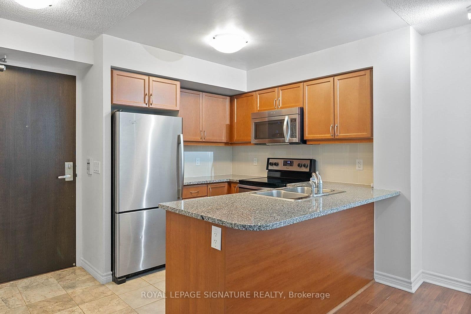 19 Grand Trunk Crescent, Unit 801 thumbnail 8