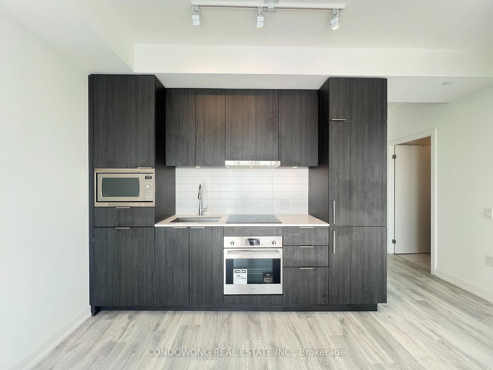 8 Olympic Garden Drive, Unit S2407 thumbnail 2