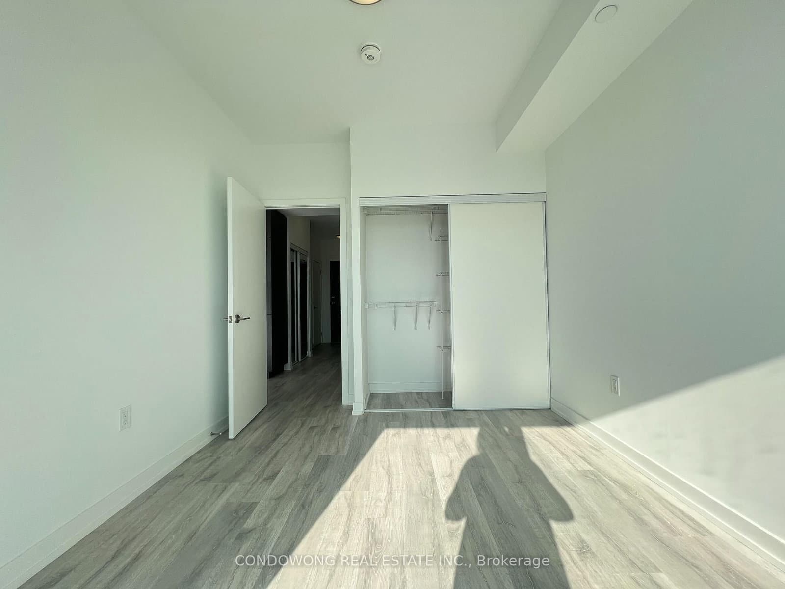 8 Olympic Garden Drive, Unit S2407 thumbnail 6