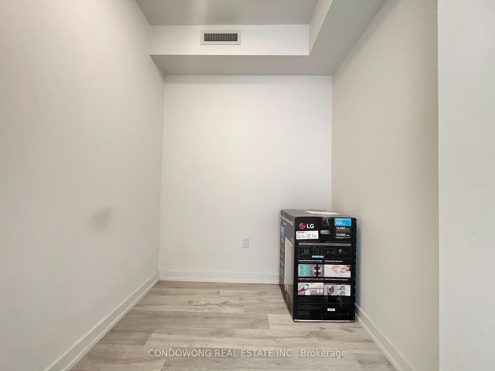 8 Olympic Garden Drive, Unit S2407 thumbnail 9