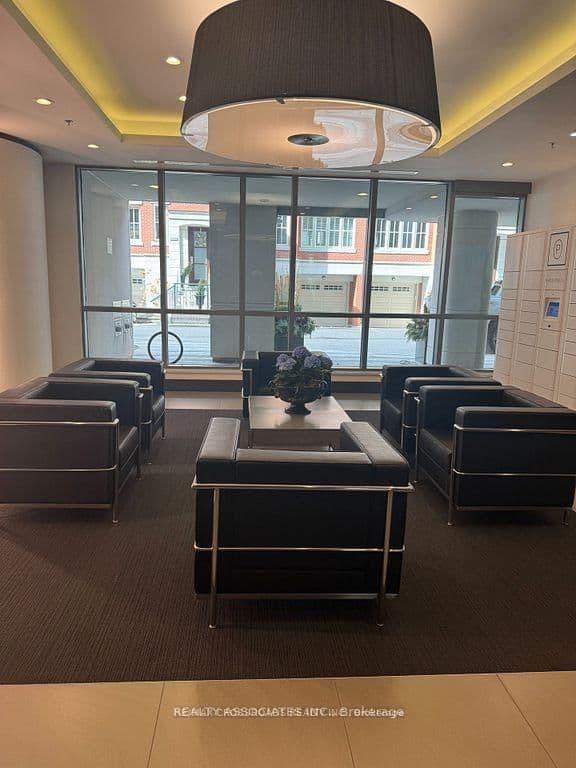 377 Madison Avenue, Unit 510 thumbnail 12