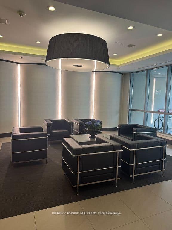 377 Madison Avenue, Unit 510 thumbnail 7