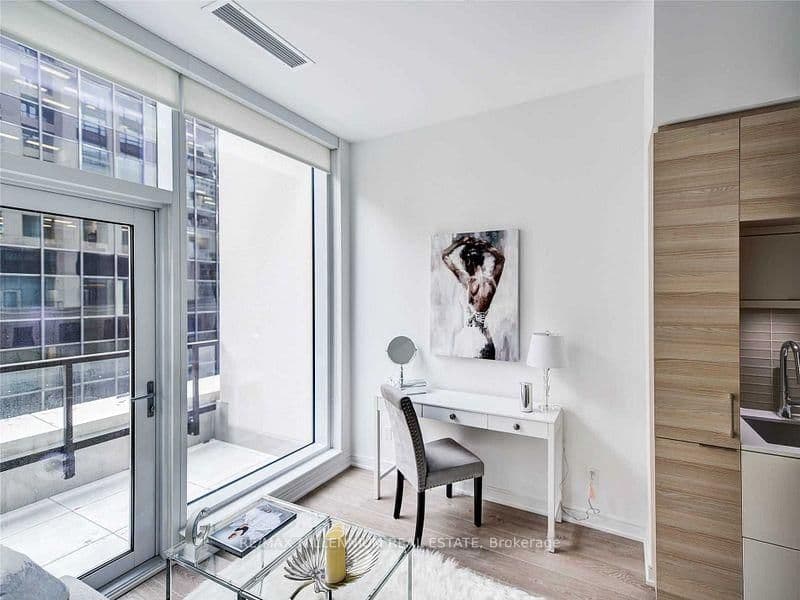 88 Scott Street, Unit 604 thumbnail 5