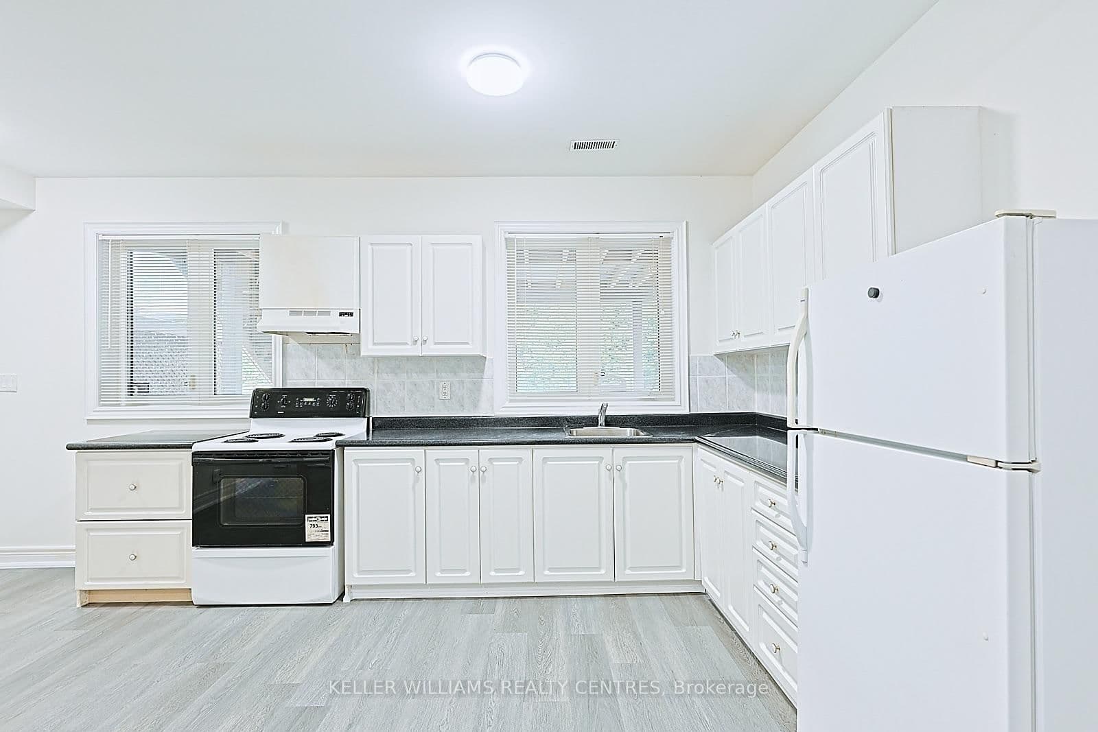 61 Fairchild Avenue, Unit Bsmt thumbnail 8